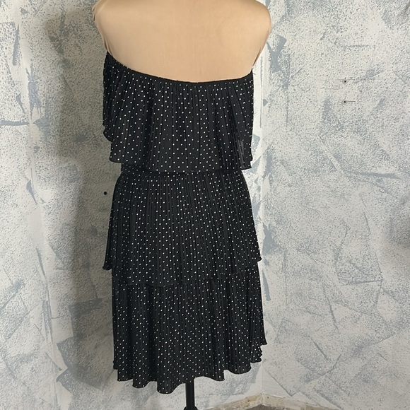 White House Black Market Black Sleeveless Dress with White Dots size xs - Picture 6 of 6